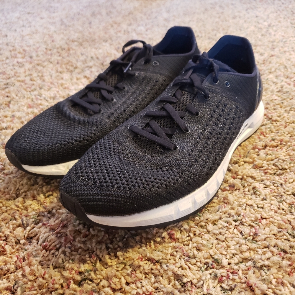 Under Armour Ivory Black HOVR